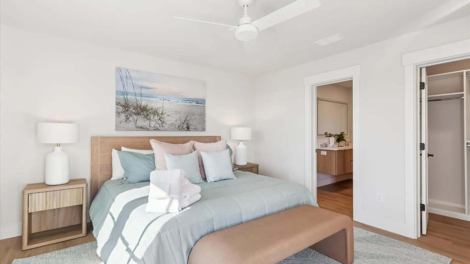 Holiday home Luxurious 7-Bedroom Retreat At Burkes Beach, Hilton Head Island