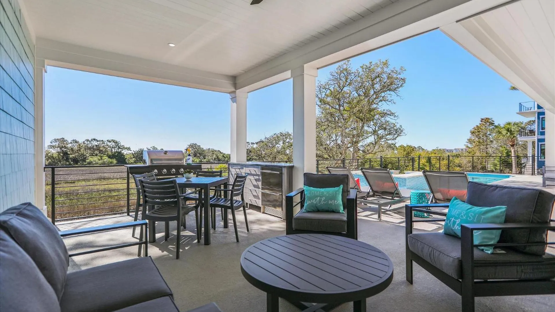 Holiday home Luxurious 7-Bedroom Retreat At Burkes Beach, Hilton Head Island